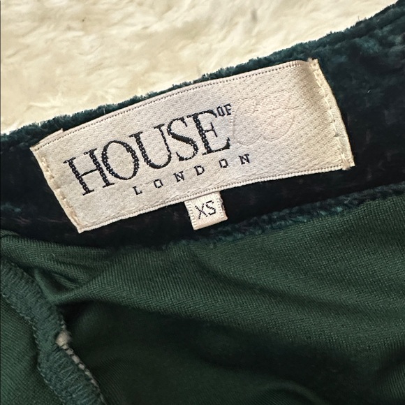 HOUSE OF CB London Isaura Green Velvet
Long Sleeve Mini Dress Womens Size XS - Picture 5 of 5